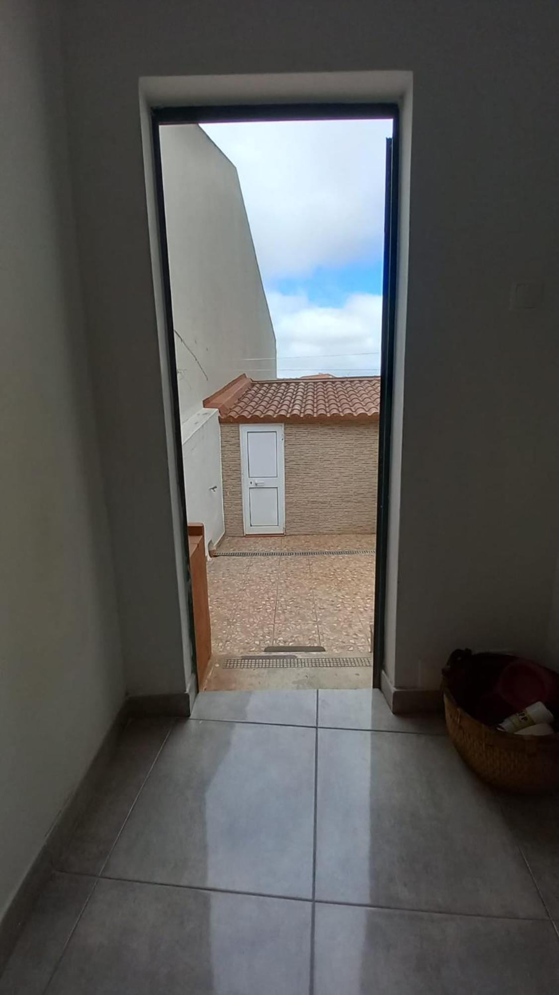 Alvito Guest House - Comfortable Room With Private Bathroom Lisbon Luaran gambar